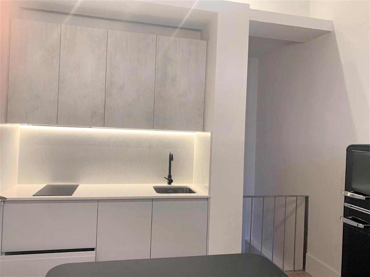Apartamento Duplex Planta Baja Con Aparcamiento Gratuito En Palacio De Mijares Lejlighed Llanes Eksteriør billede