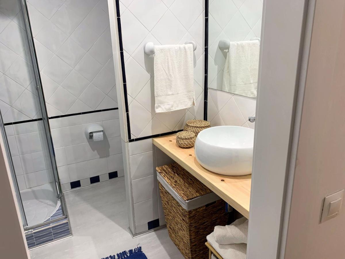 Apartamento Duplex Planta Baja Con Aparcamiento Gratuito En Palacio De Mijares Lejlighed Llanes Eksteriør billede