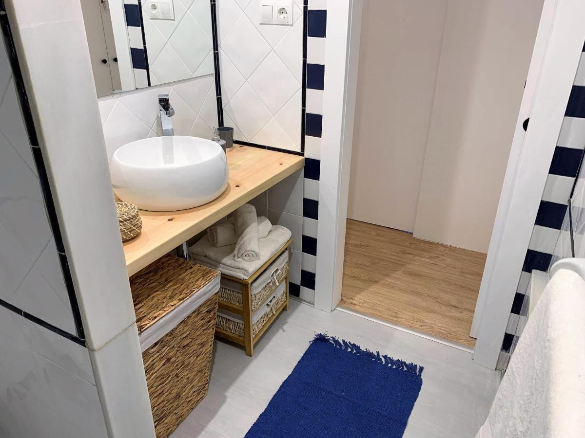 Apartamento Duplex Planta Baja Con Aparcamiento Gratuito En Palacio De Mijares Lejlighed Llanes Eksteriør billede