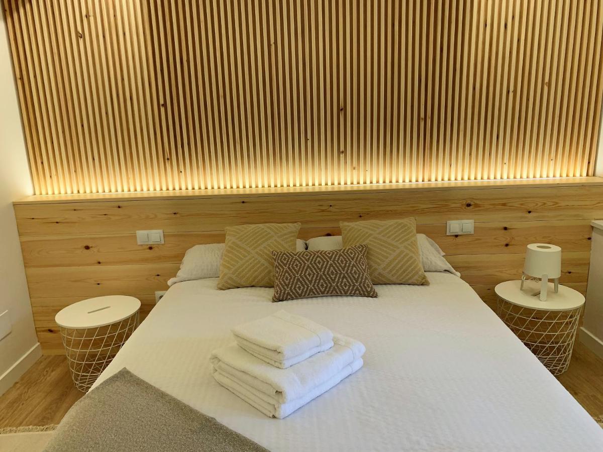 Apartamento Duplex Planta Baja Con Aparcamiento Gratuito En Palacio De Mijares Lejlighed Llanes Eksteriør billede